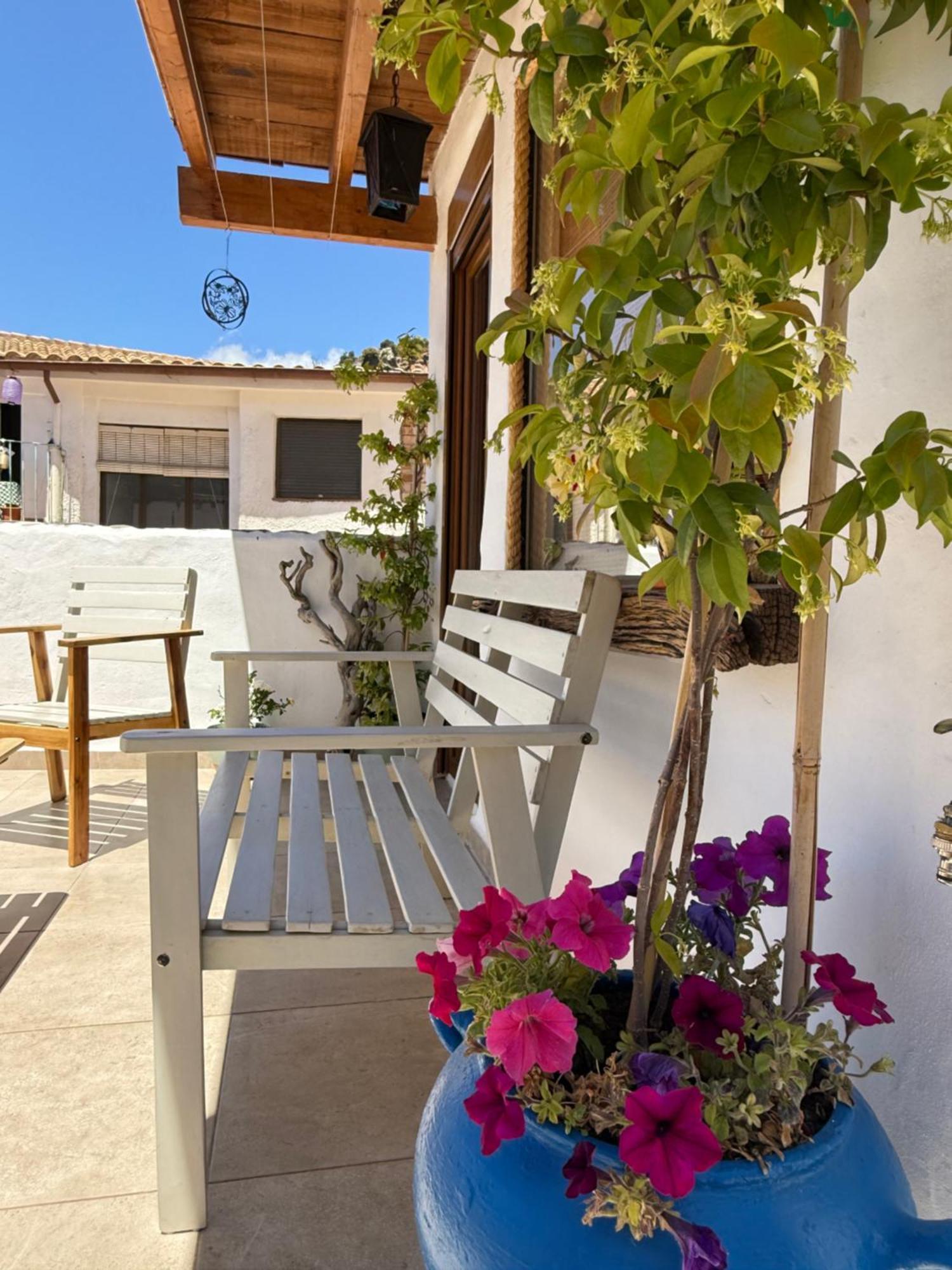 Casa Mona- Andalucian Mountain Village Getaway Guejar Sierra Exterior photo